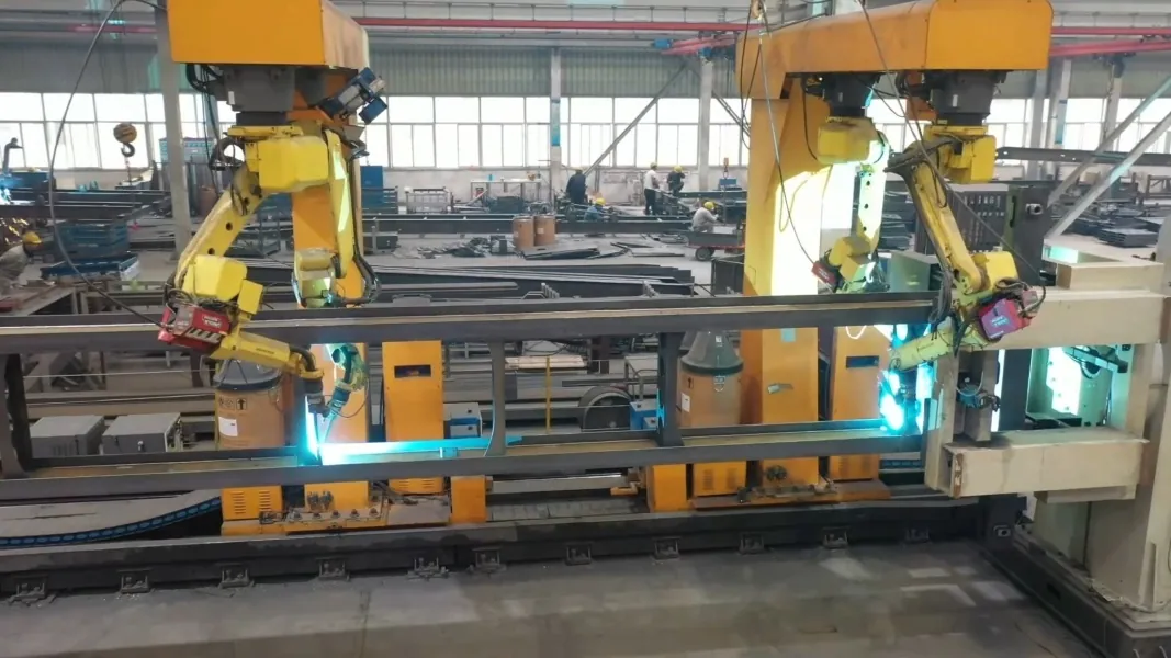 FANUC 工业机器人应用实拍（FANUC 官网）