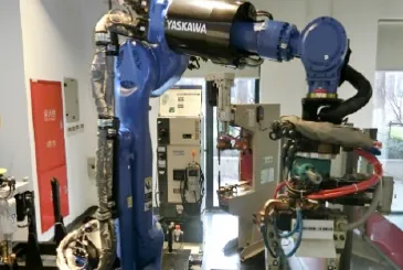 YASKAWA 工业机器人应用实拍(YASKAWA 官网)