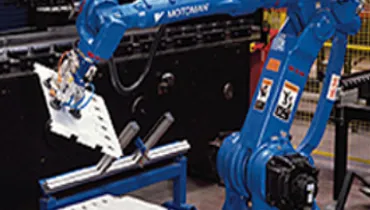 YASKAWA 工业机器人应用实拍(YASKAWA 官网)