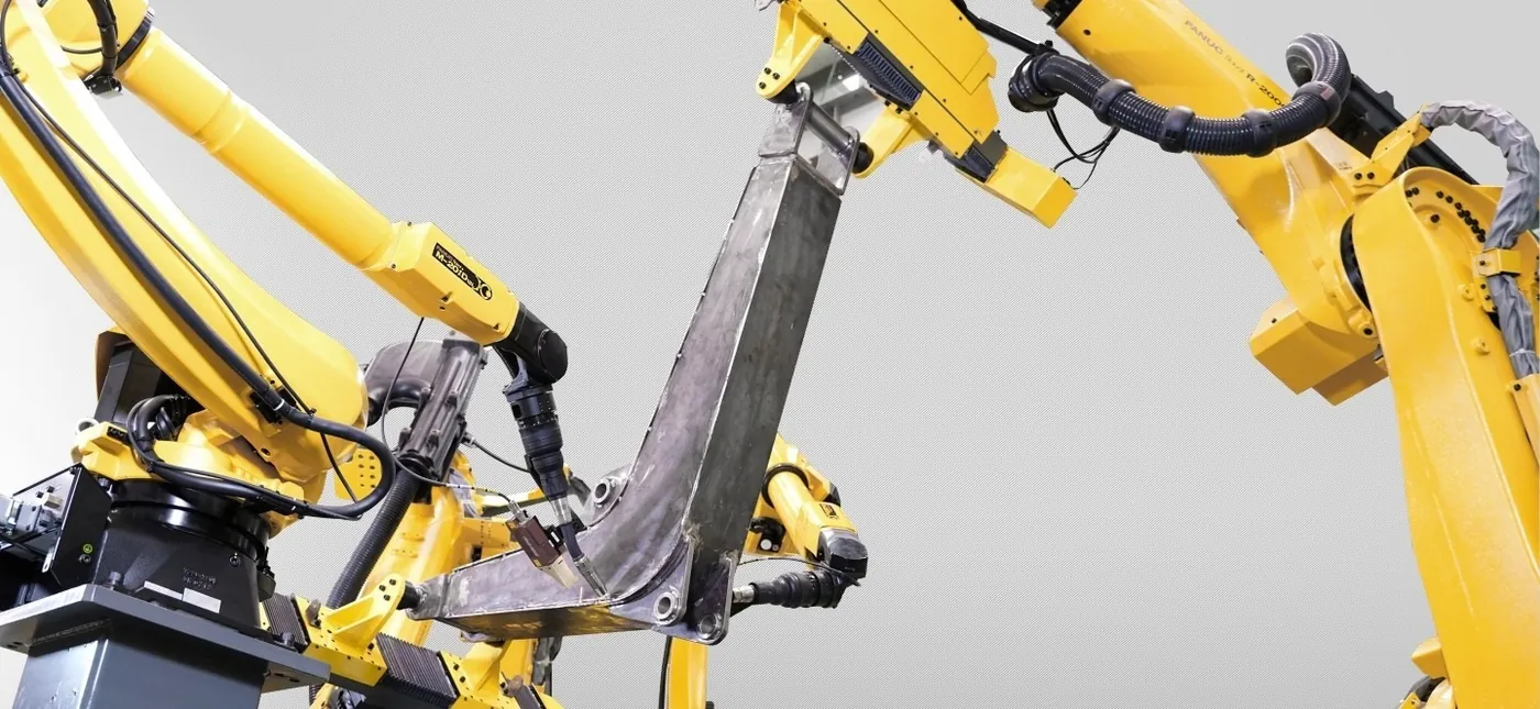 FANUC 工业机器人应用实拍(FANUC 官网)