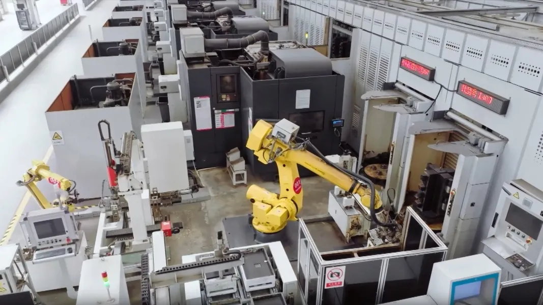 FANUC 工业机器人应用实拍(FANUC 官网)